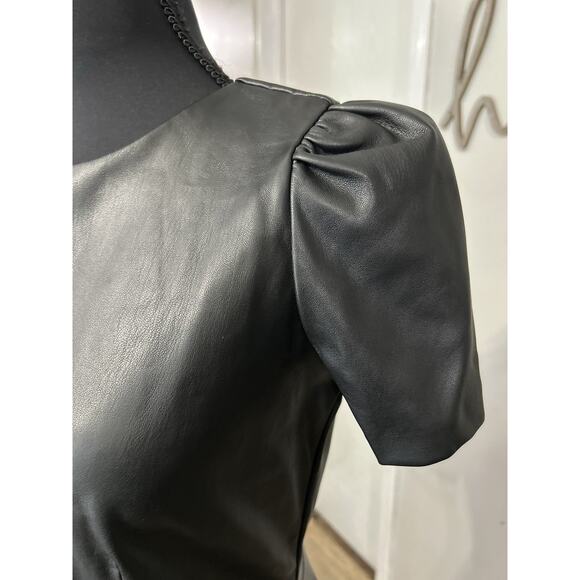 NWT Ann Taylor Womens Faux Leather Black Short Sleeve Dress Size 0 (Orig. $149) - Picture 3 of 5
